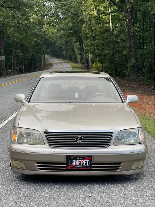 1999 Lexus LS 2nd Gen - Image 4 of 11
