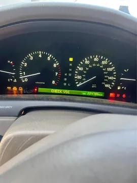 1999 Lexus LS 400 Sedan