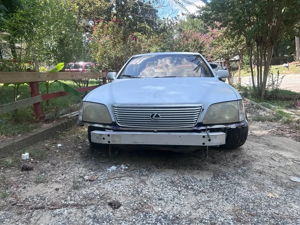 1999 Lexus LS 2nd Gen - Image 2 of 6