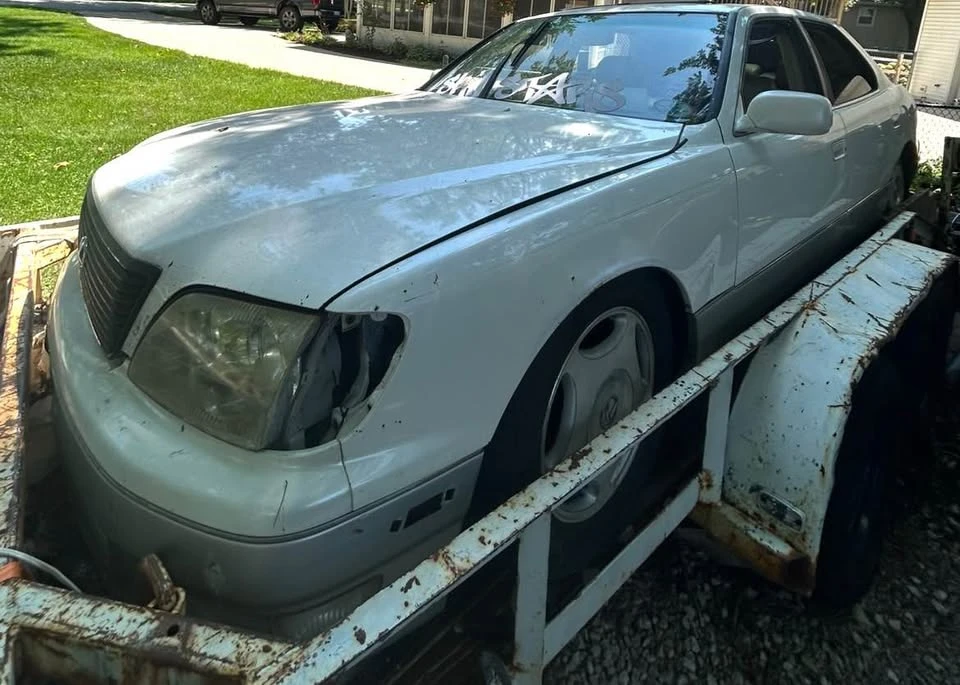 1999 Lexus LS 2nd Gen - Image 5 of 6