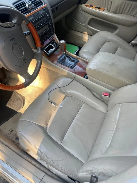 1999 Lexus LS 2nd Gen - Image 7 of 10
