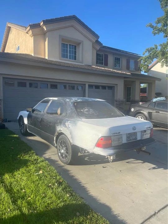 1999 Lexus LS 2nd Gen - Image 10 of 12