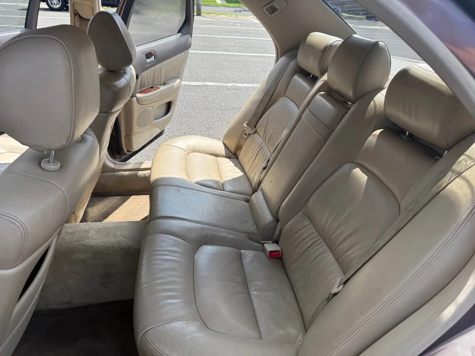 1999 Lexus LS 2nd Gen - Image 15 of 20
