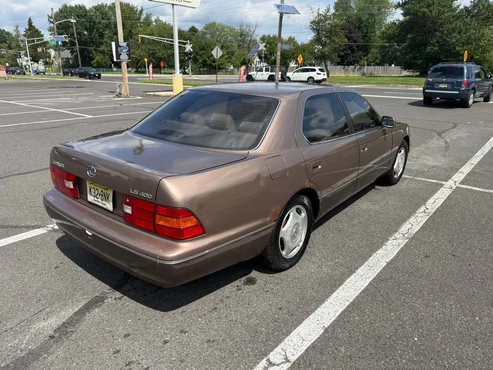 1999 Lexus LS 2nd Gen - Image 4 of 20