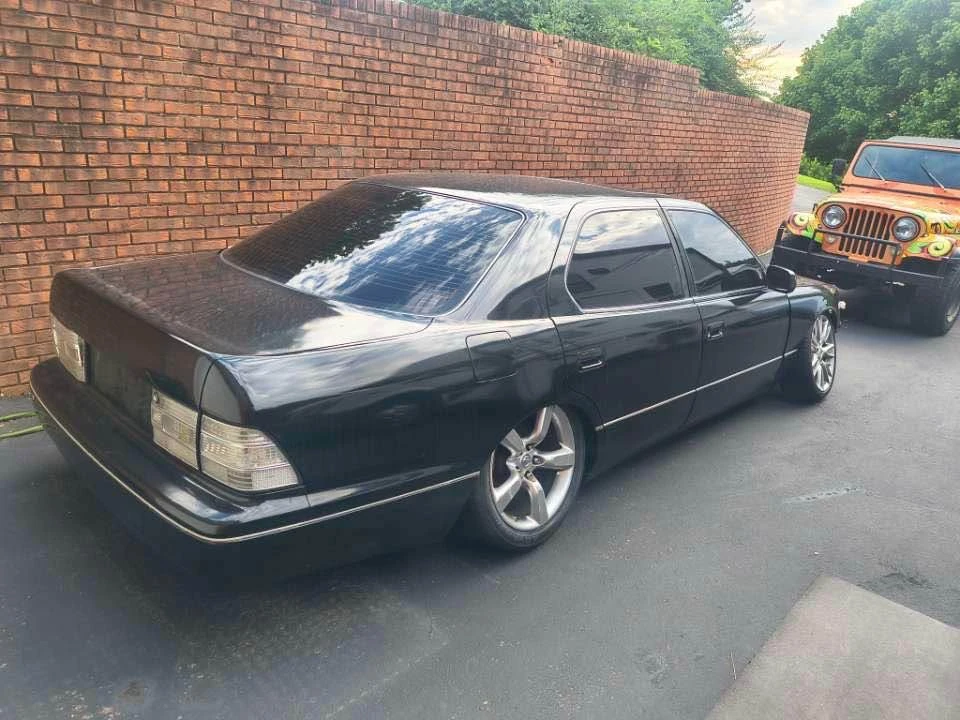 1999 Lexus LS 2nd Gen - Image 5 of 6