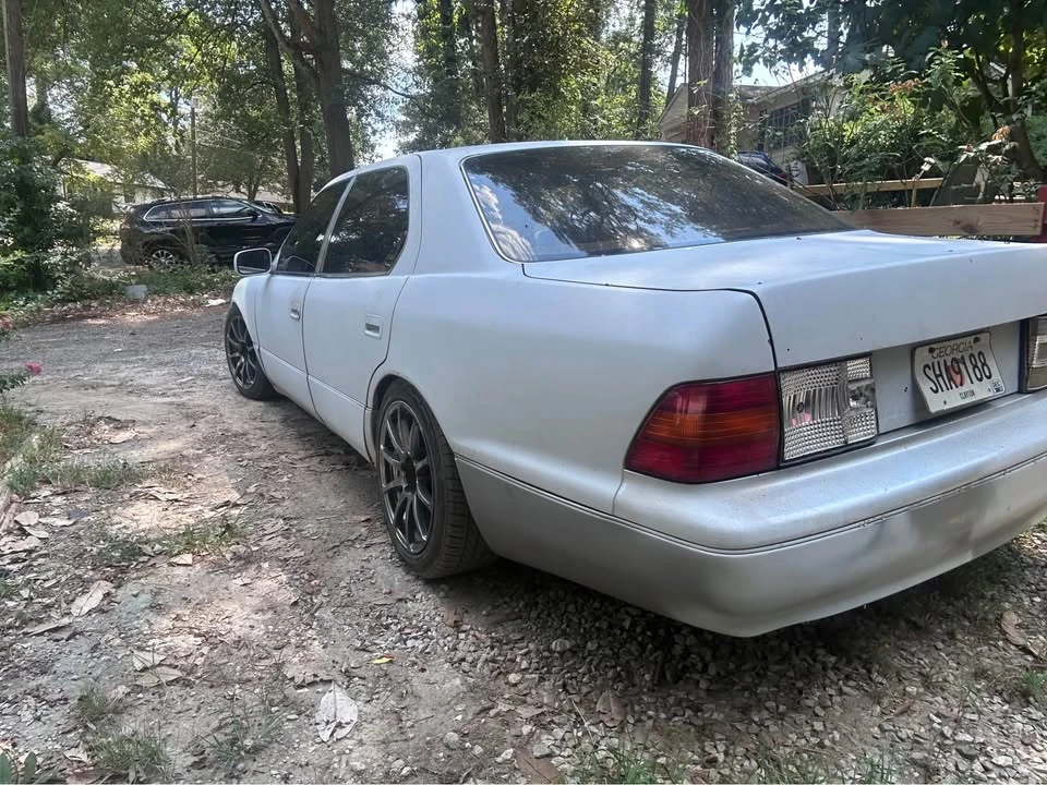 1999 Lexus LS 2nd Gen - Image 5 of 6