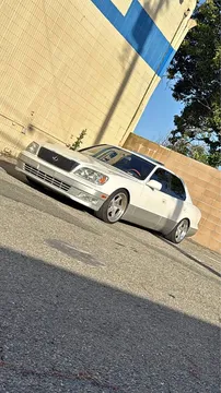 1999 Lexus LS 400 Sedan 4D