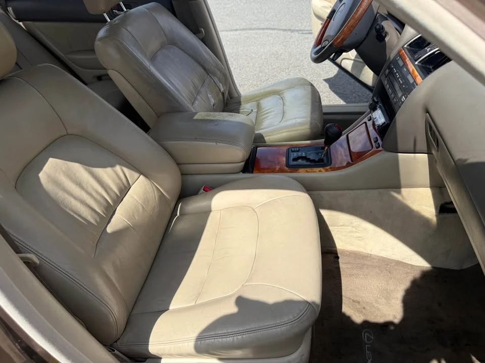 1999 Lexus LS 2nd Gen - Image 18 of 20