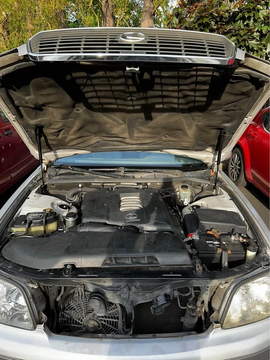 1999 Lexus LS 2nd Gen - Image 7 of 8