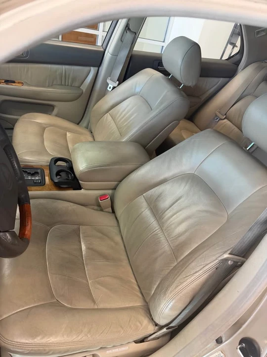 1999 Lexus LS 2nd Gen - Image 6 of 11