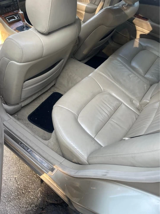 1999 Lexus LS 2nd Gen - Image 8 of 10