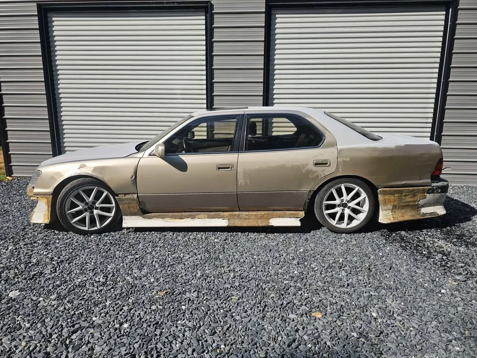 1999 Lexus LS 2nd Gen - Image 3 of 15