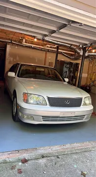1999 Lexus LS 400 Sedan 4D