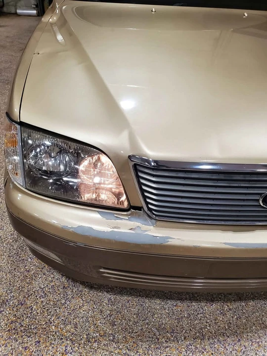 1999 Lexus LS 2nd Gen - Image 16 of 19