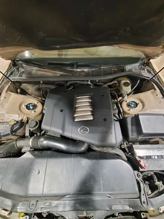 1999 Lexus LS 2nd Gen - Image 12 of 19