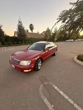 1999 Lexus LS 400 Sedan 4D