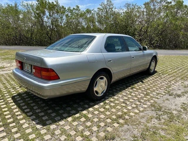 1999 Lexus LS 2nd Gen - Image 4 of 21