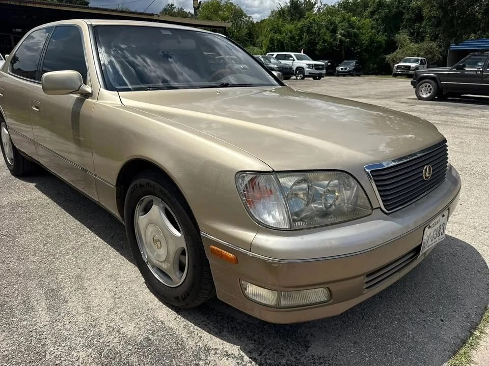 1999 Lexus LS 2nd Gen - Image 8 of 12