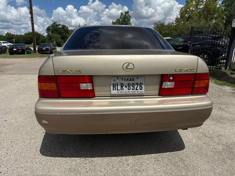 1999 Lexus LS 2nd Gen - Image 7 of 13