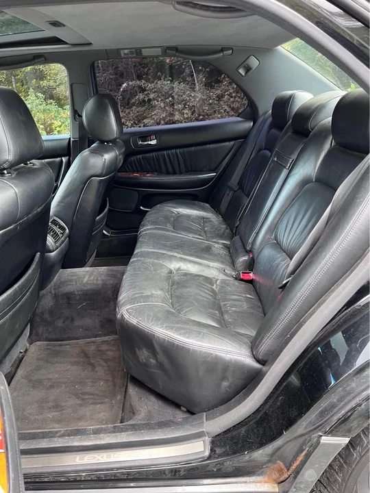 1999 Lexus LS 2nd Gen - Image 6 of 10