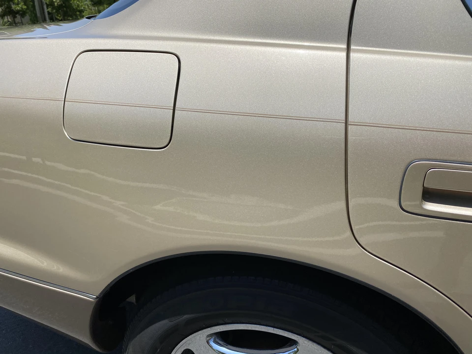 1999 Lexus LS 2nd Gen - Image 18 of 31