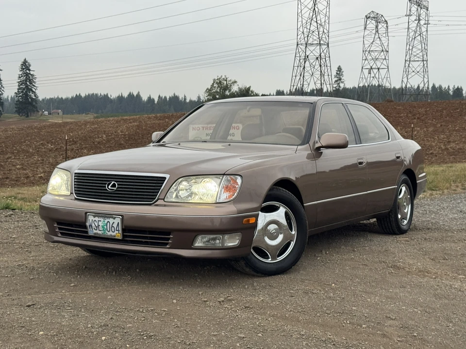 1999 Lexus LS 2nd Gen - Image 4 of 31