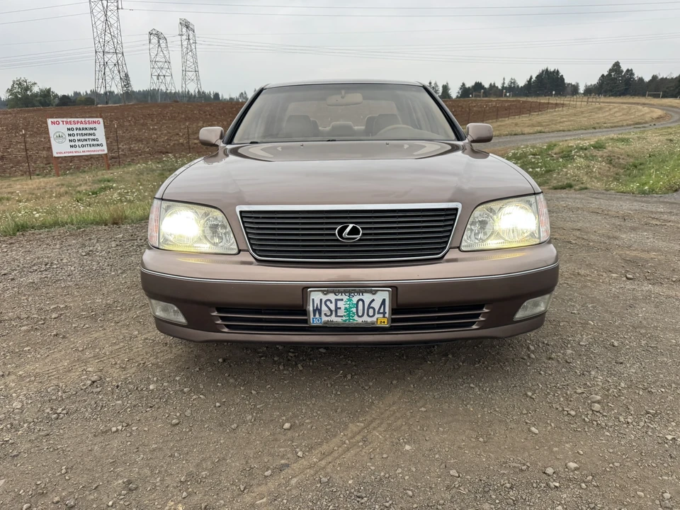 1999 Lexus LS 2nd Gen - Image 3 of 31