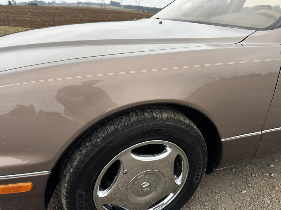 1999 Lexus LS 2nd Gen - Image 18 of 31