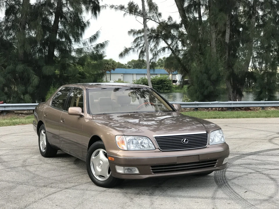 1999 Lexus LS 2nd Gen - Image 20 of 31