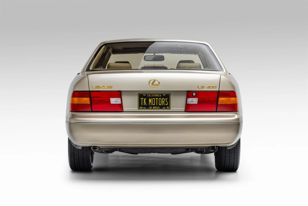 1999 Lexus LS 2nd Gen - Image 16 of 31
