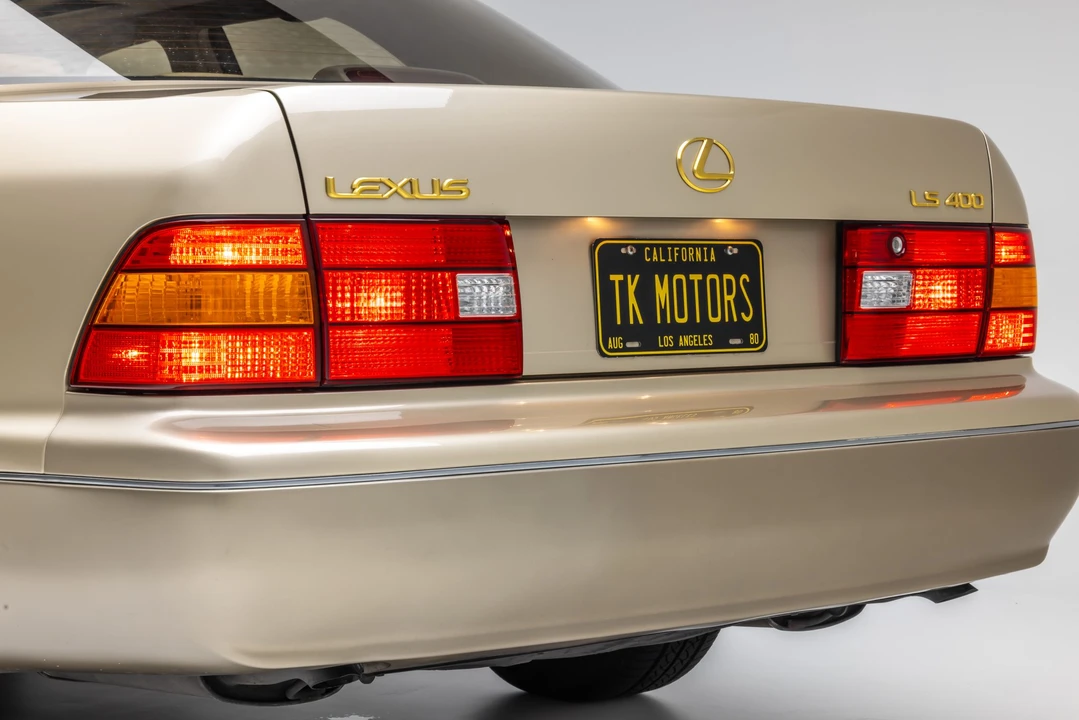 1999 Lexus LS 2nd Gen - Image 31 of 31
