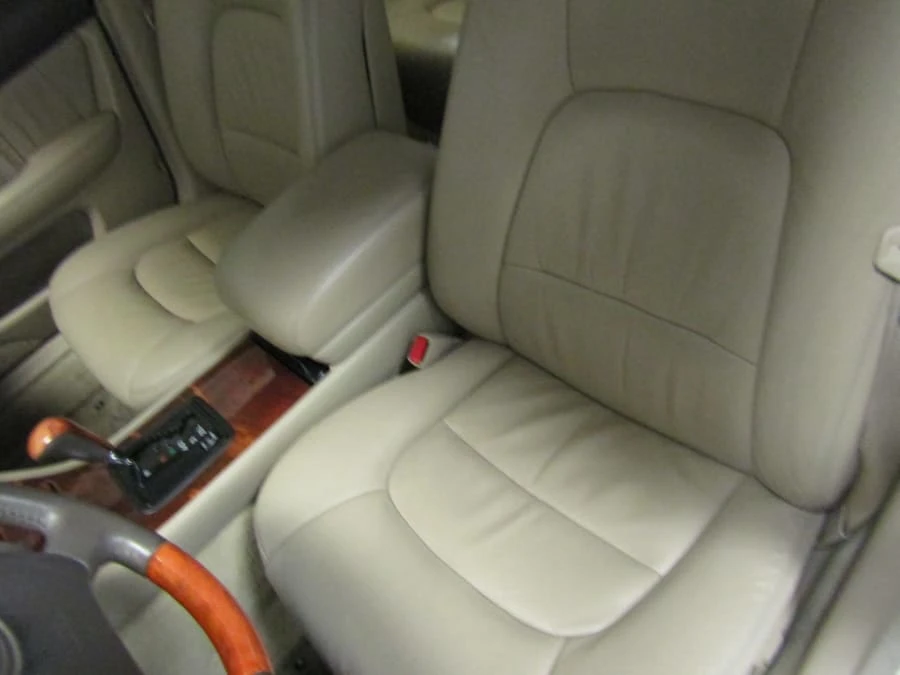 1999 Lexus LS 2nd Gen - Image 5 of 12