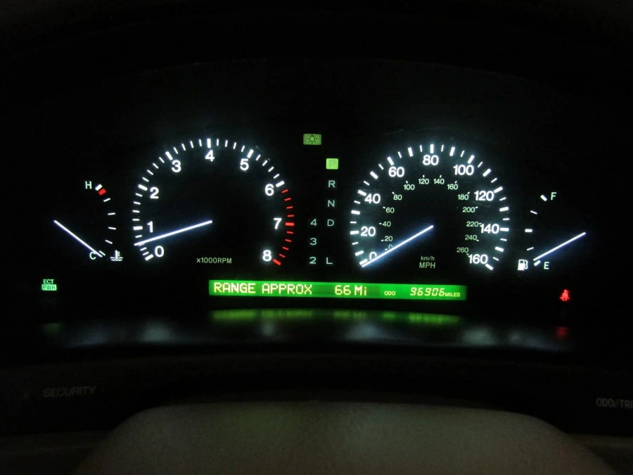 1999 Lexus LS 2nd Gen - Image 7 of 12