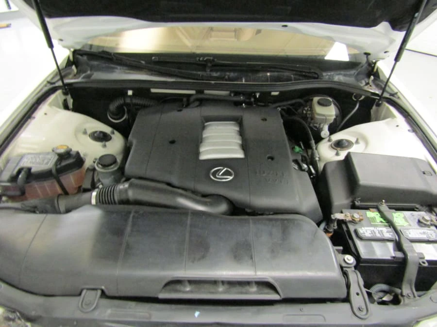 1999 Lexus LS 2nd Gen - Image 10 of 12
