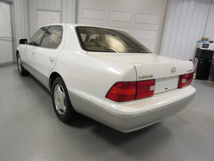 1999 Lexus LS 2nd Gen - Image 3 of 12