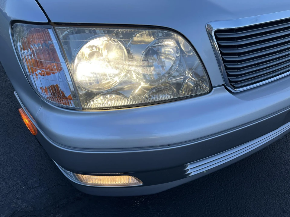 1999 Lexus LS 2nd Gen - Image 14 of 31