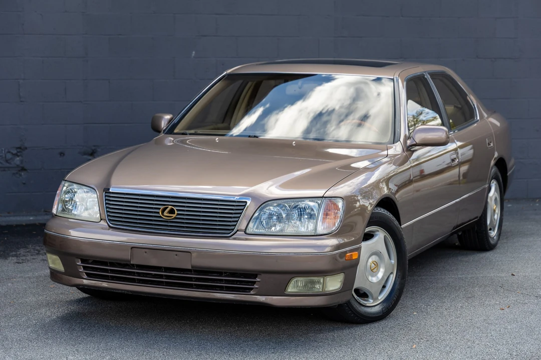 1999 Lexus LS 2nd Gen - Image 10 of 31