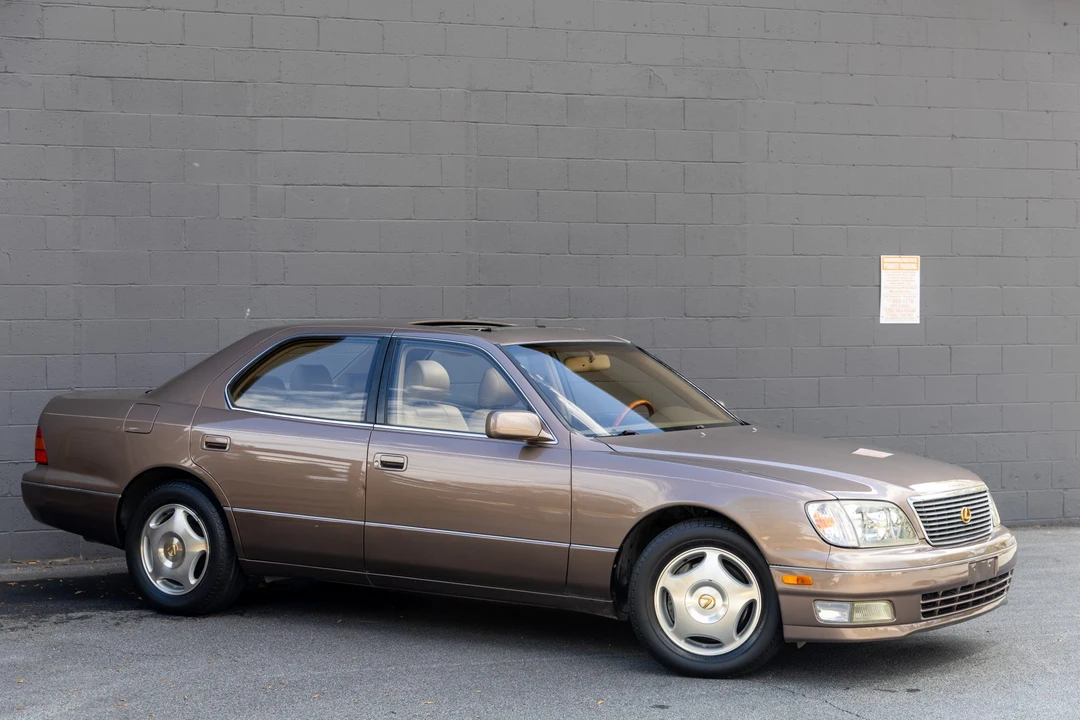 1999 Lexus LS 2nd Gen - Image 2 of 31