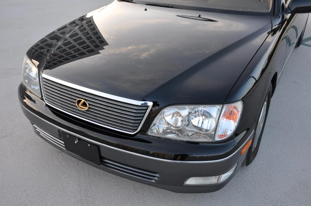 1999 Lexus LS 2nd Gen - Image 23 of 31