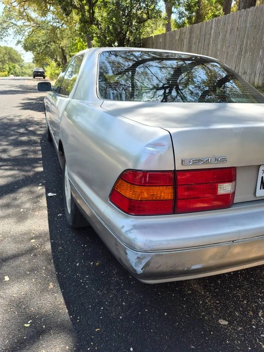 1999 Lexus LS 2nd Gen - Image 8 of 8