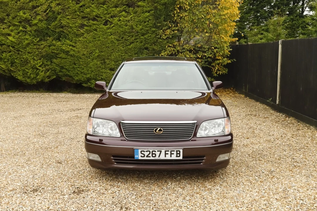 1999 Lexus LS 2nd Gen - Image 21 of 30