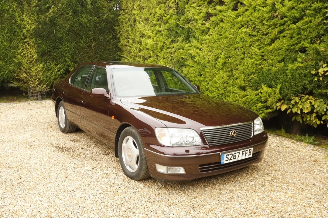 1999 Lexus LS 2nd Gen - Image 15 of 30