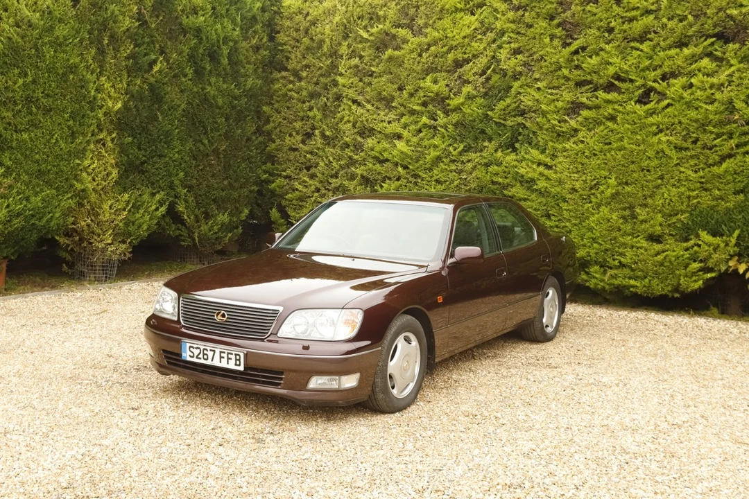 1999 Lexus LS 2nd Gen - Image 9 of 30