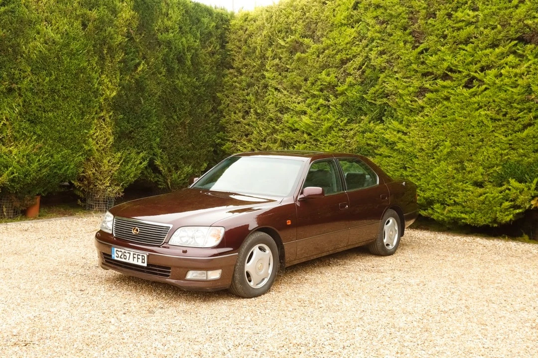 1999 Lexus LS 2nd Gen - Image 8 of 30
