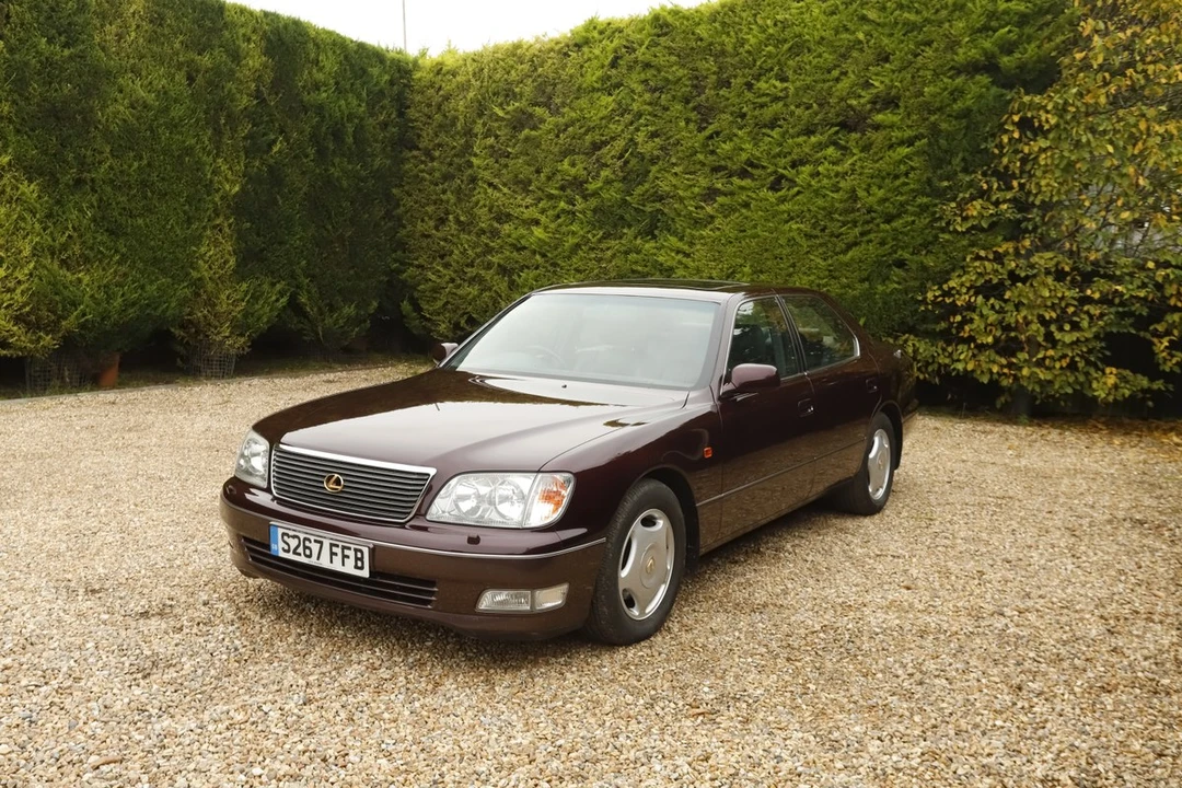 1999 Lexus LS 2nd Gen - Image 22 of 30
