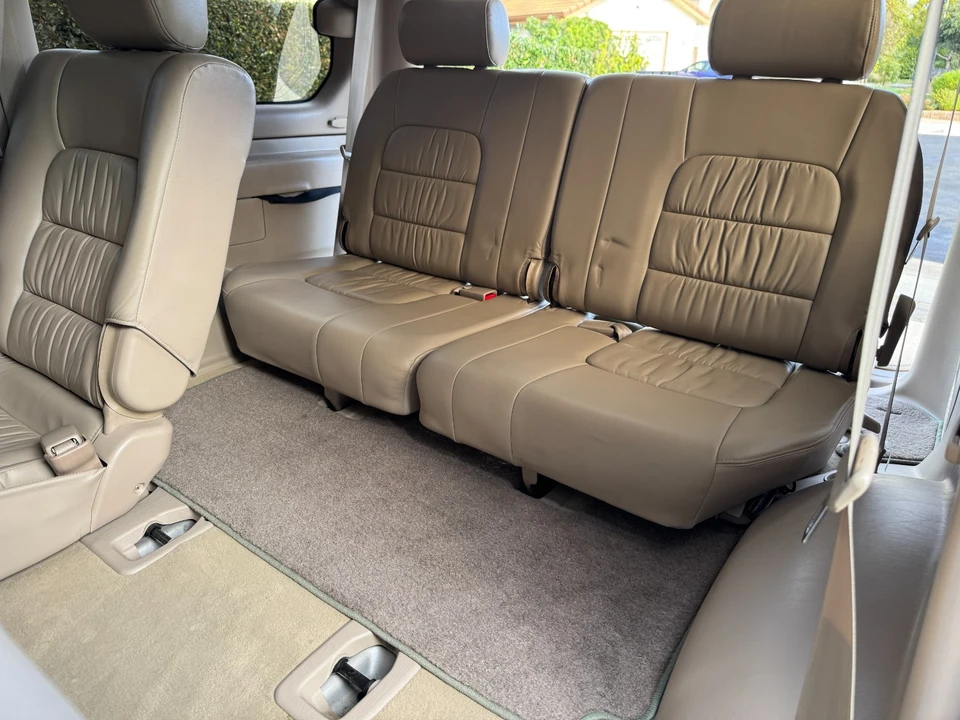 1999 Lexus LX 2nd Gen - Image 20 of 21