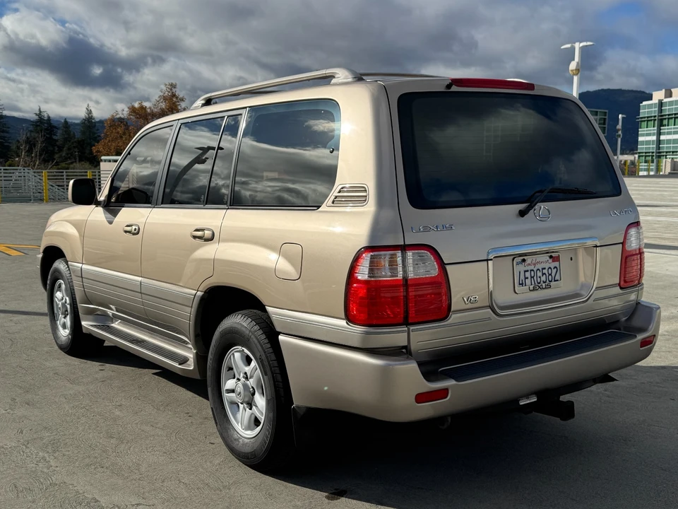 1999 Lexus LX 2nd Gen - Image 5 of 21