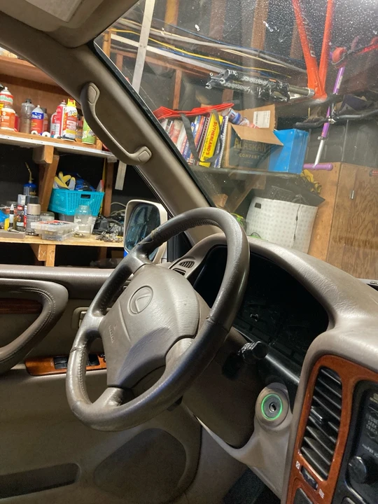 1999 Lexus LX 2nd Gen - Image 18 of 21