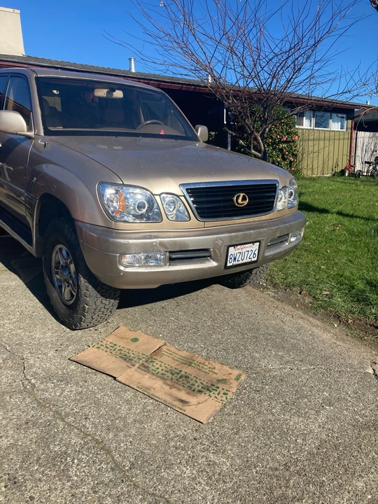 1999 Lexus LX 2nd Gen - Image 8 of 21