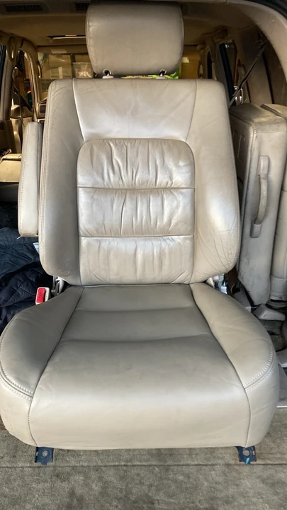 1999 Lexus LX 2nd Gen - Image 10 of 21